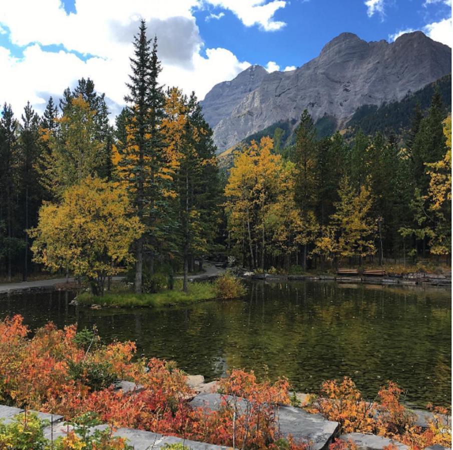 Crosswaters Resort At Kananaskis Buitenkant foto